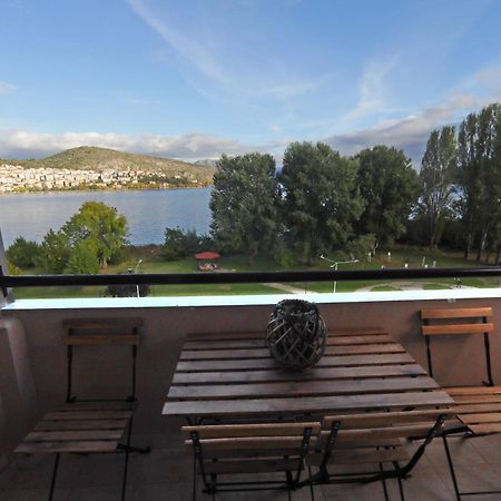 Swan Lake Front Apartment Кастория Экстерьер фото