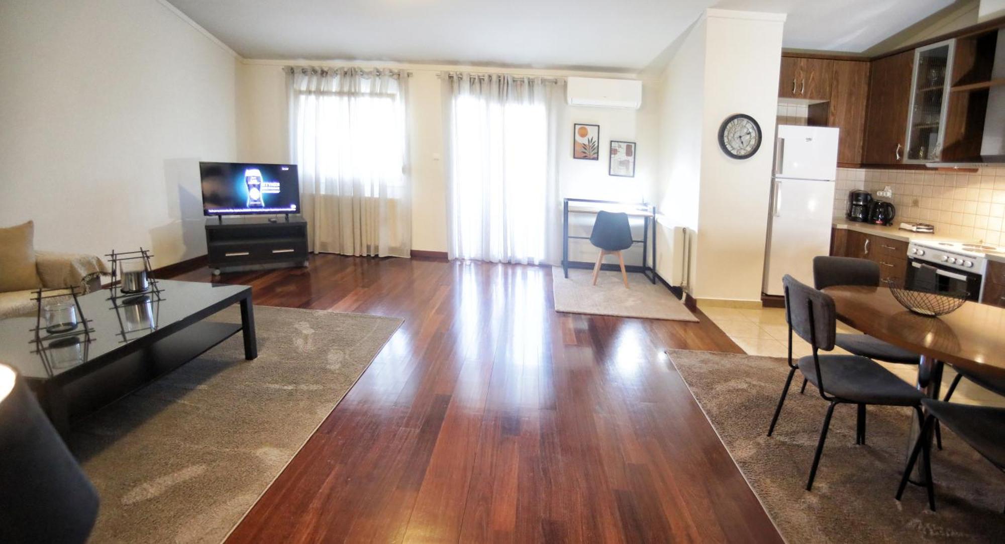 Swan Lake Front Apartment Кастория Экстерьер фото